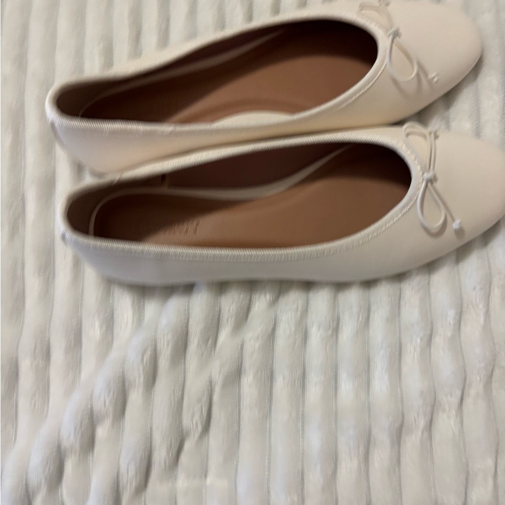 Elegant Cream Ballet Flats